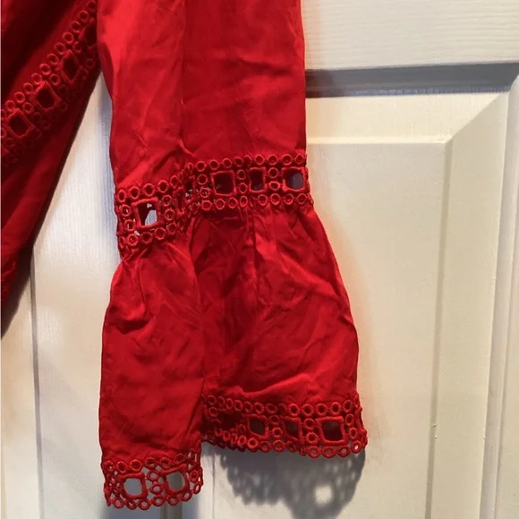 Elegant Red Lace Trim Women's Top - Picture 7 of 7